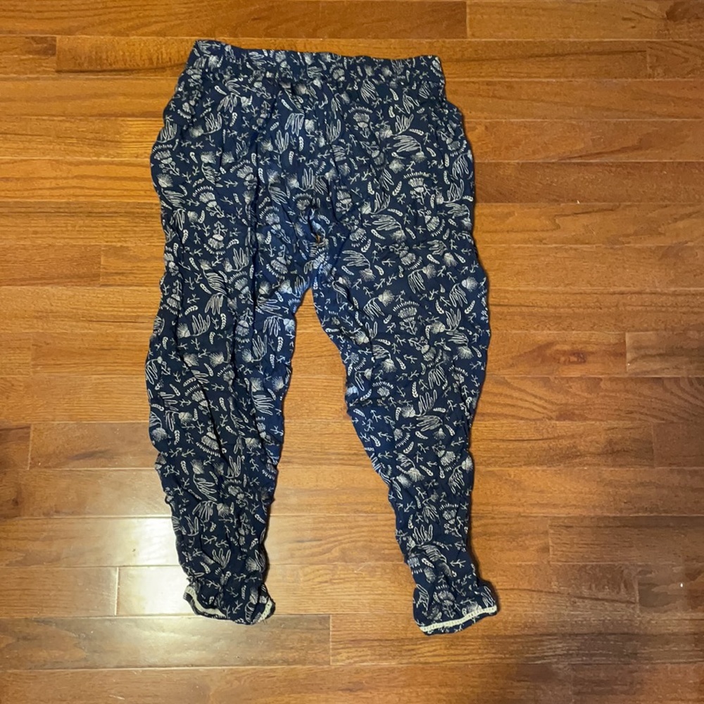 Fun pants - Picture 3 of 5